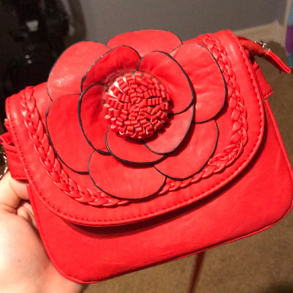Cross body purse